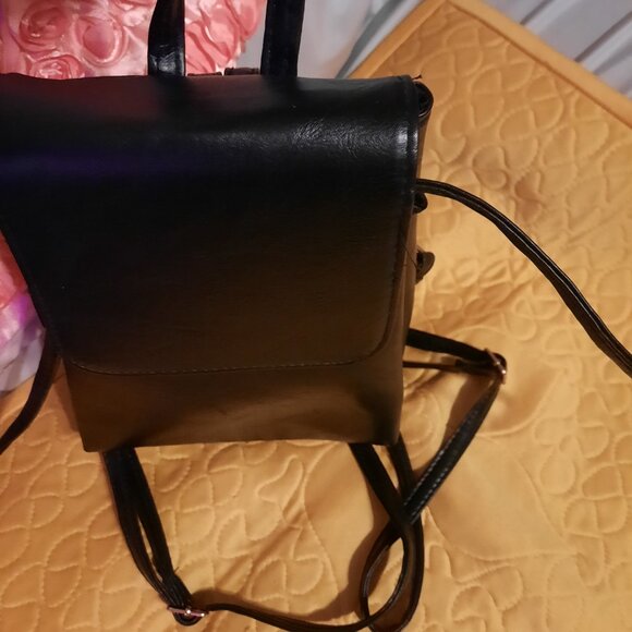 Mini backpack - Picture 3 of 3